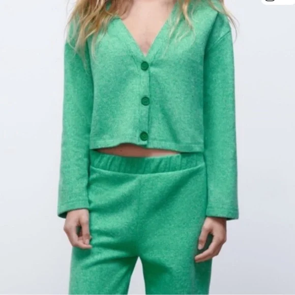 Zara Lounge Set - Picture 3 of 8